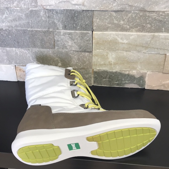 Cougar Women's Wagu Winter Boot - Picture 11 of 12